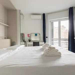https://bnbutler-moderno-e-confortevole-largo-promessi-sposi.it-lombardy.com